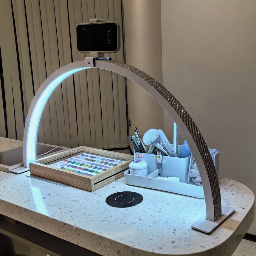 Beauty Salon Half Moon Lamp wi - огляд і ціна Led Moon Lamp